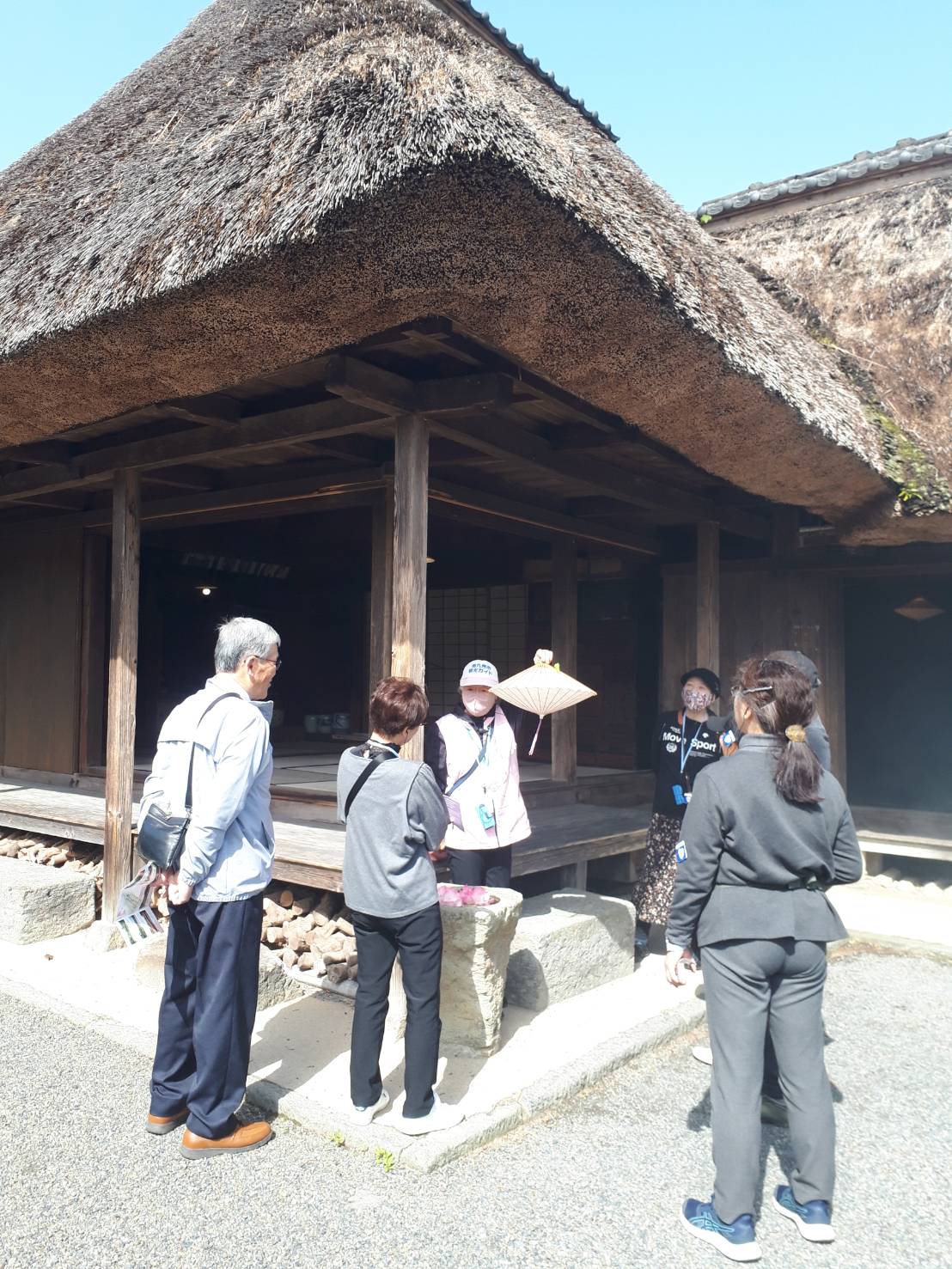 観光ガイドと一緒にまわる知覧武家屋敷庭園群60分コース